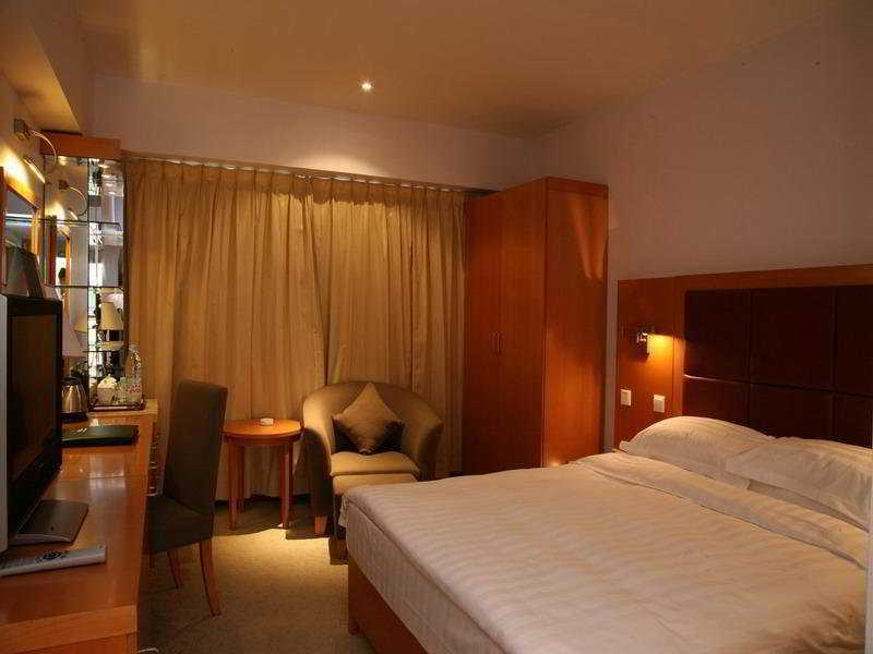 Hotel The North Garden 4*