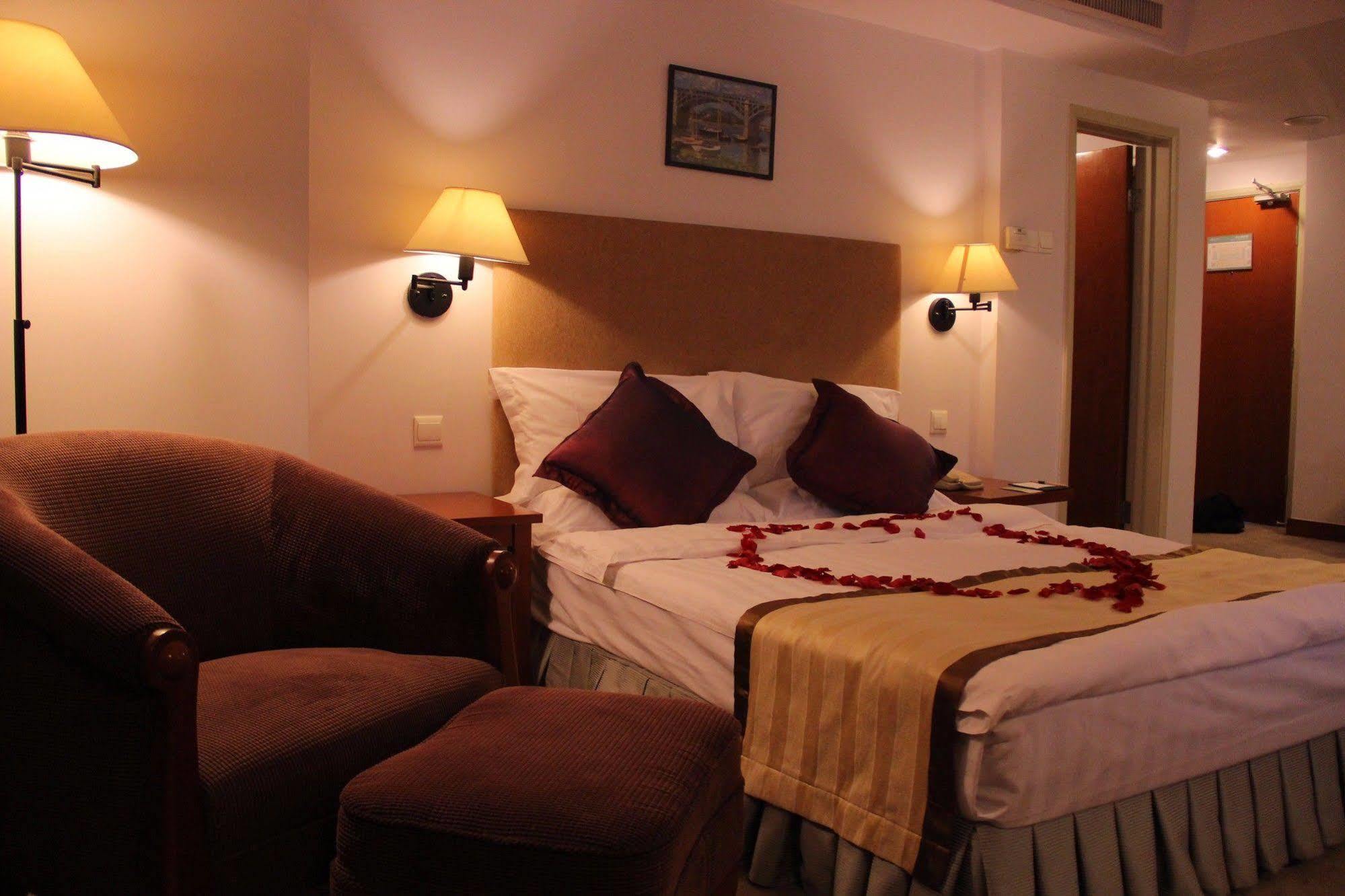 Hotel The North Garden 4*