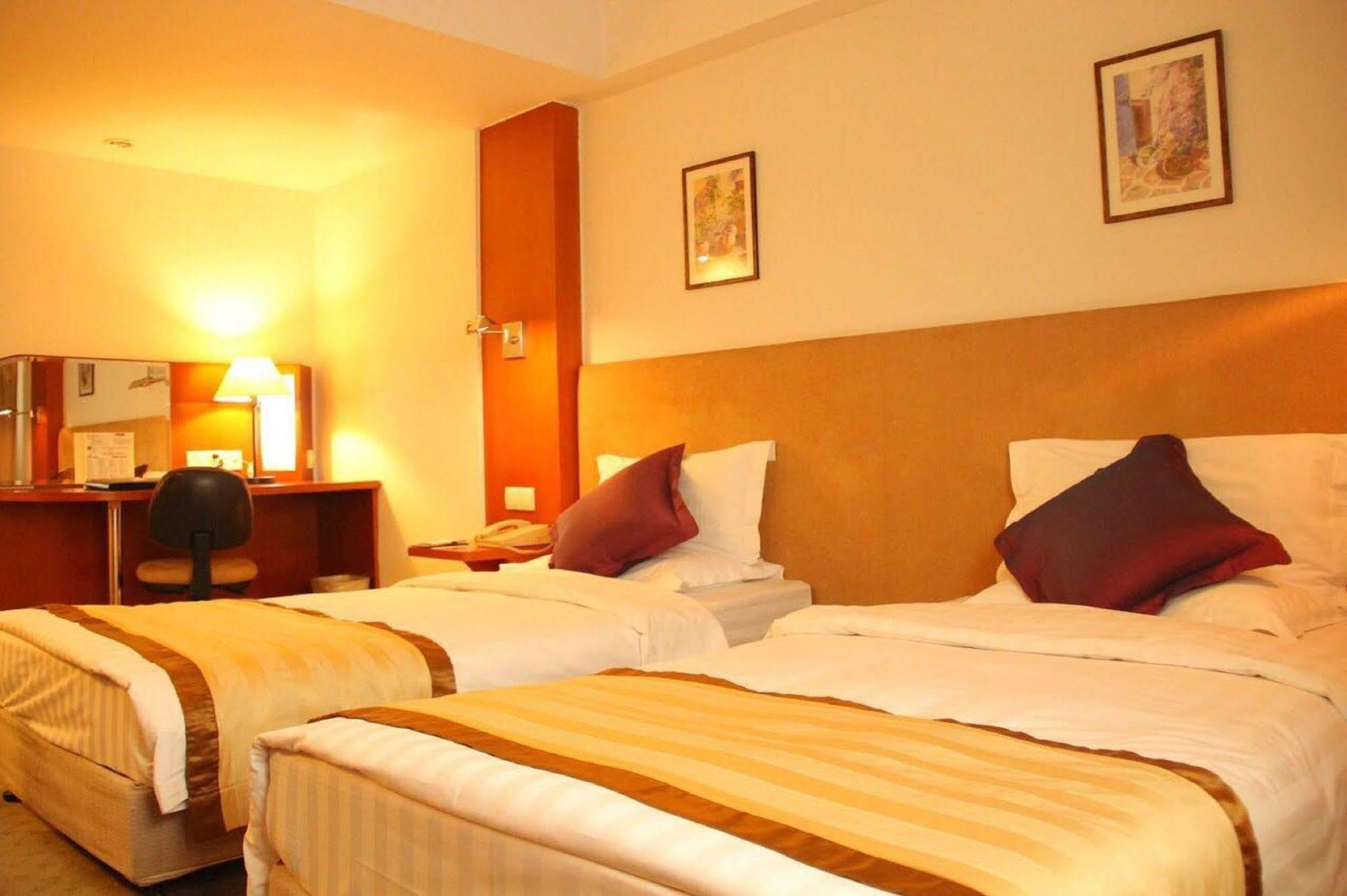 Hotel The North Garden 4*