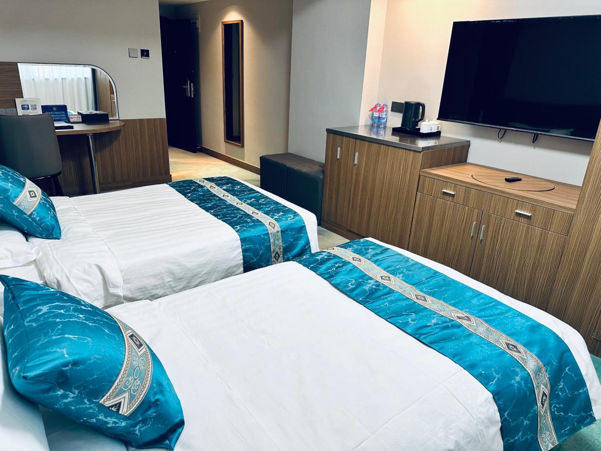 Hotel The North Garden Wangfujing 4*